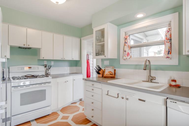 photo_25243502-1300x866