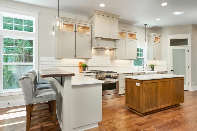 photo_30136008-1300x866