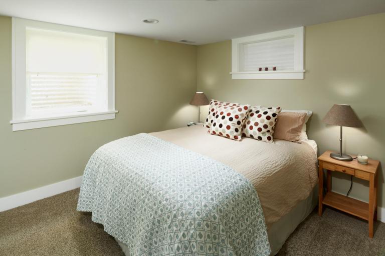 Basement bedroom carpeted lower level Portland Oregon home for sale