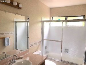 bathroom condo for sale portland oregon susie hunt moran realtor