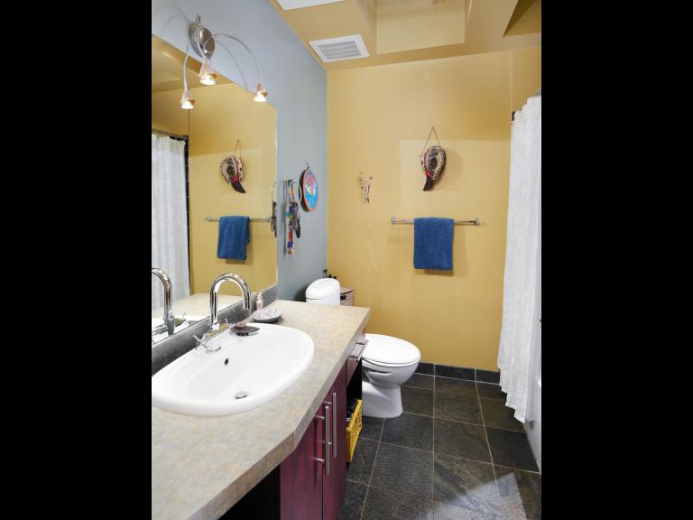 1410 SW 11th Ave Unit UNIT 404-014-6-Bathroom-MLS_Size