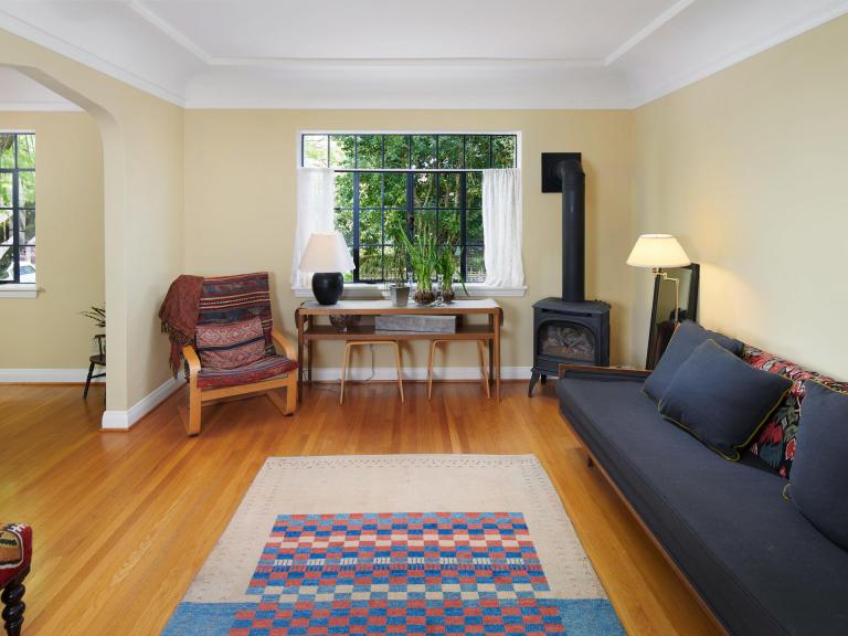 Condo w/ hardwood floors, coved ceilings/crown molding, loads of light and major Wow factor throughout.