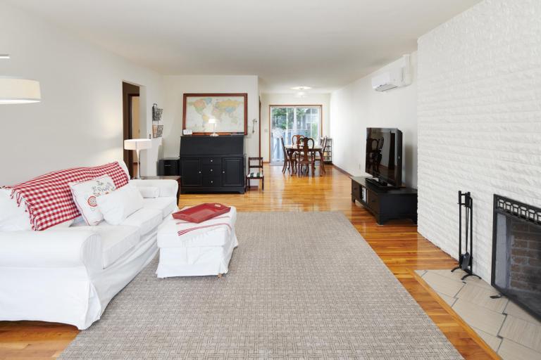 photo_46901970-1300x866