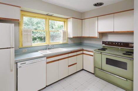 3838 NE Flanders St Portland-print-012-17-Kitchen-4200x2801-300dpi