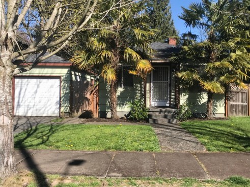 Ranch house exterior for sale in Northeast Portland