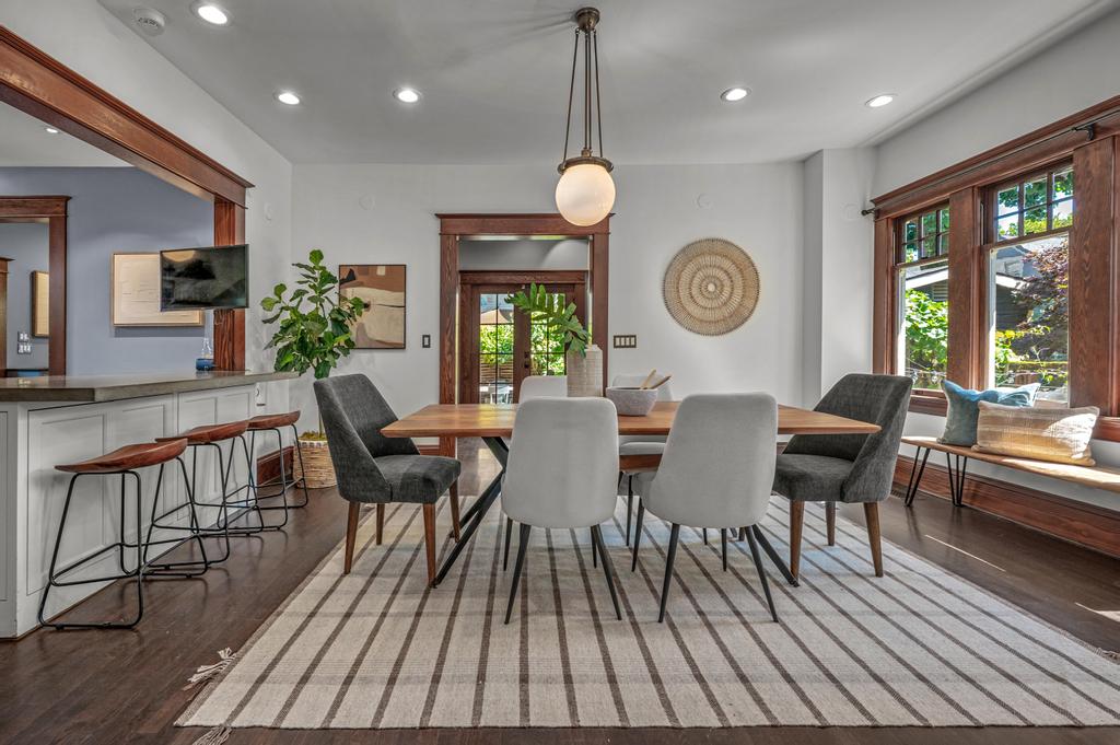 Dining room with table and chairs